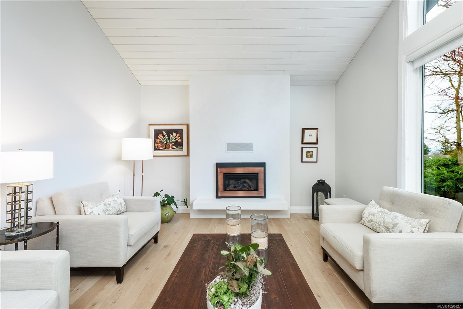 2780 Arbutus Rd, Saanich, BC