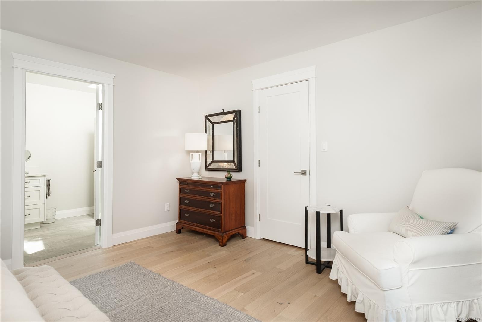 2780 Arbutus Rd, Saanich, BC