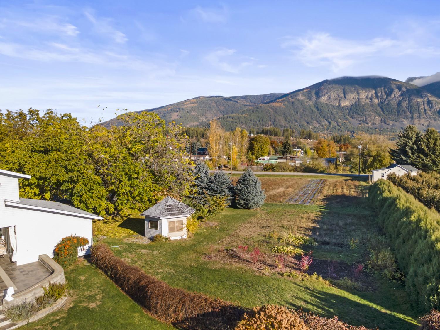 409 33Rd Avenue, Erickson, BC - Outdoor With View