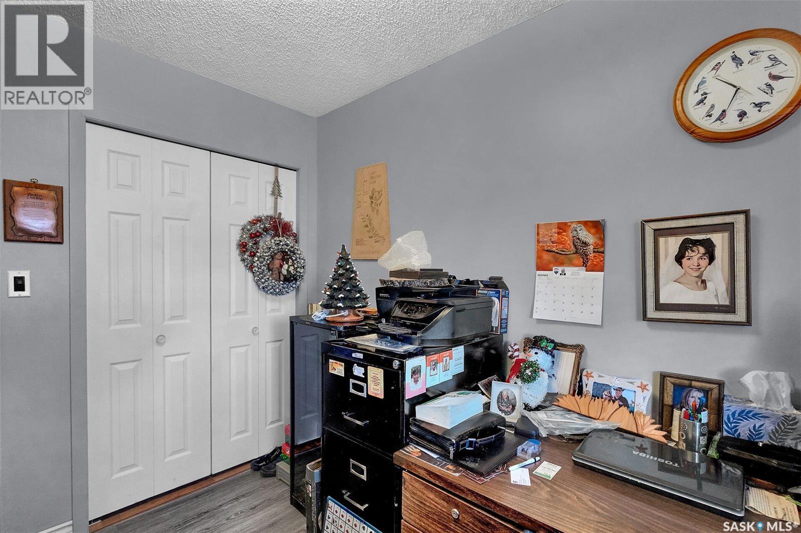 118 Mcsherry Crescent, Regina, SK - Indoor