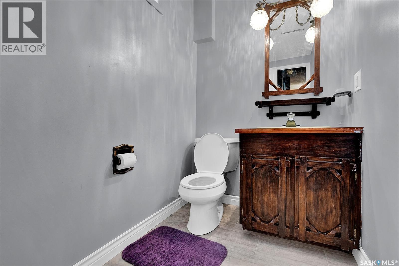 118 Mcsherry Crescent, Regina, SK - Indoor Photo Showing Bathroom