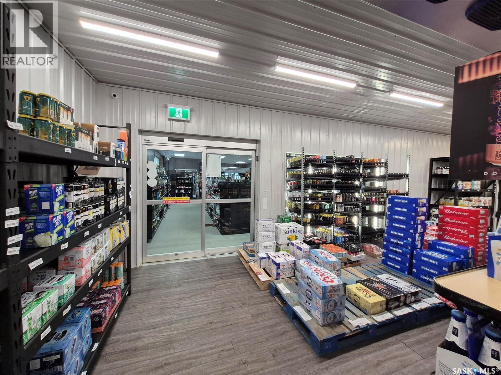 Shaunavon Liquor Store, Shaunavon, SK