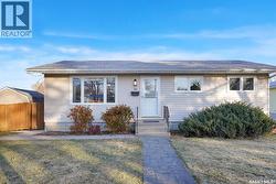 50 Newstead AVENUE Regina, SK S4X 1H2