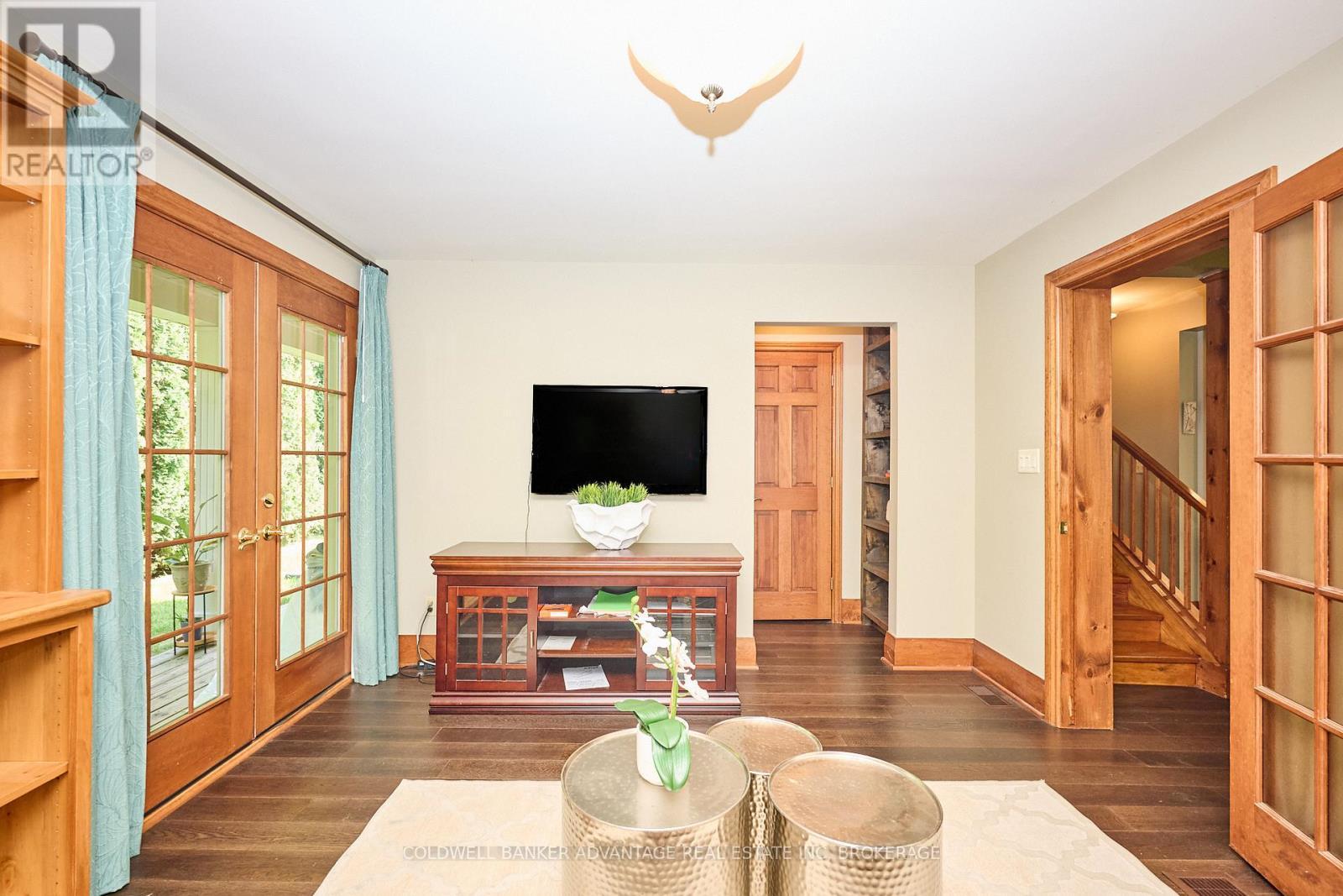 4698 Sandy Cove Drive, Lincoln (Lincoln Lake), ON - Indoor