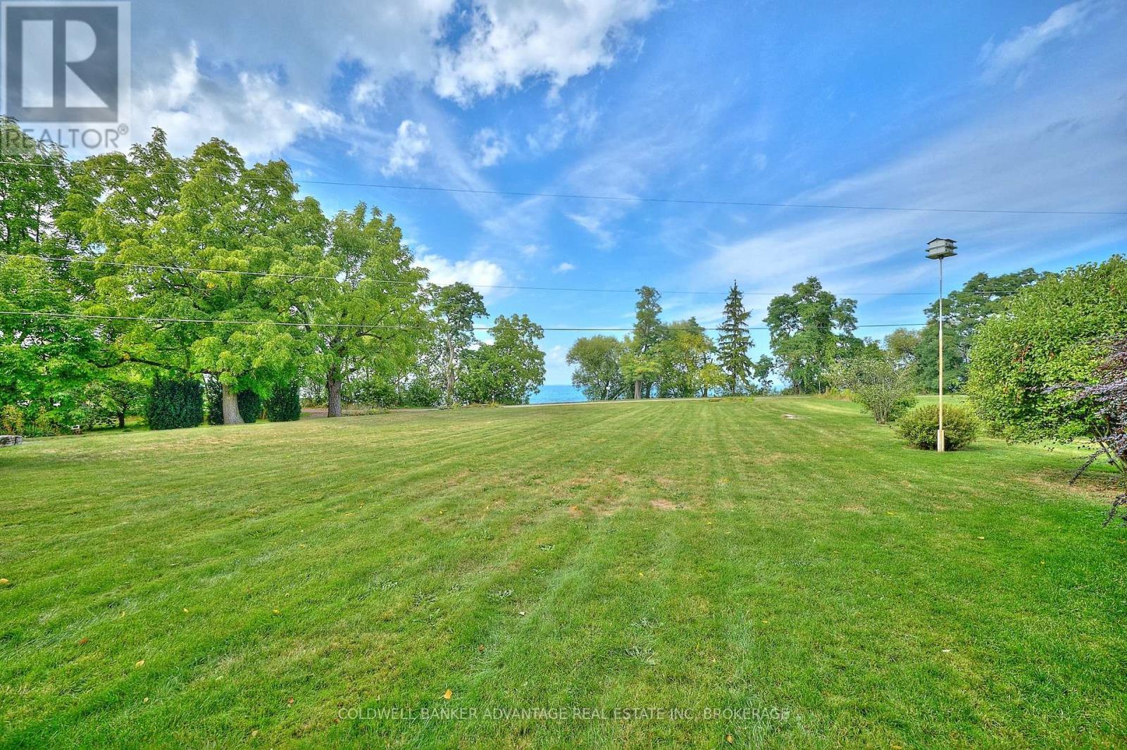 4698 Sandy Cove Drive, Lincoln (Lincoln Lake), ON - Outdoor