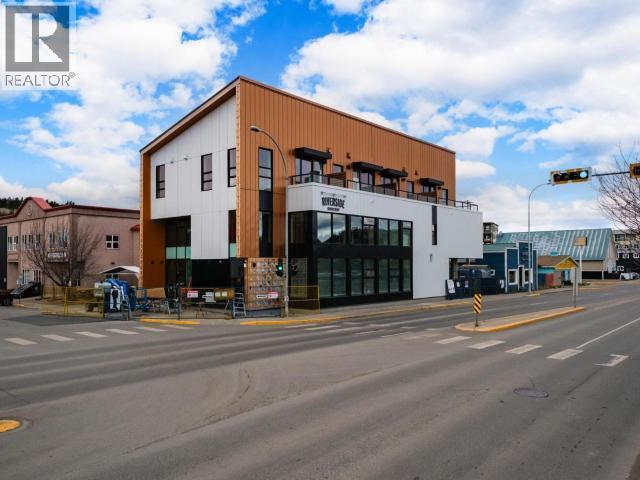 301-202 Lowe Street, Whitehorse, YT - Outdoor