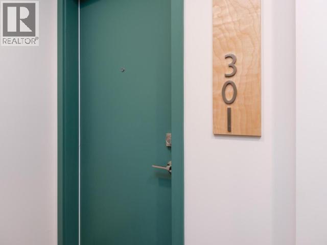 301-202 Lowe Street, Whitehorse, YT - Photo Showing Bathroom