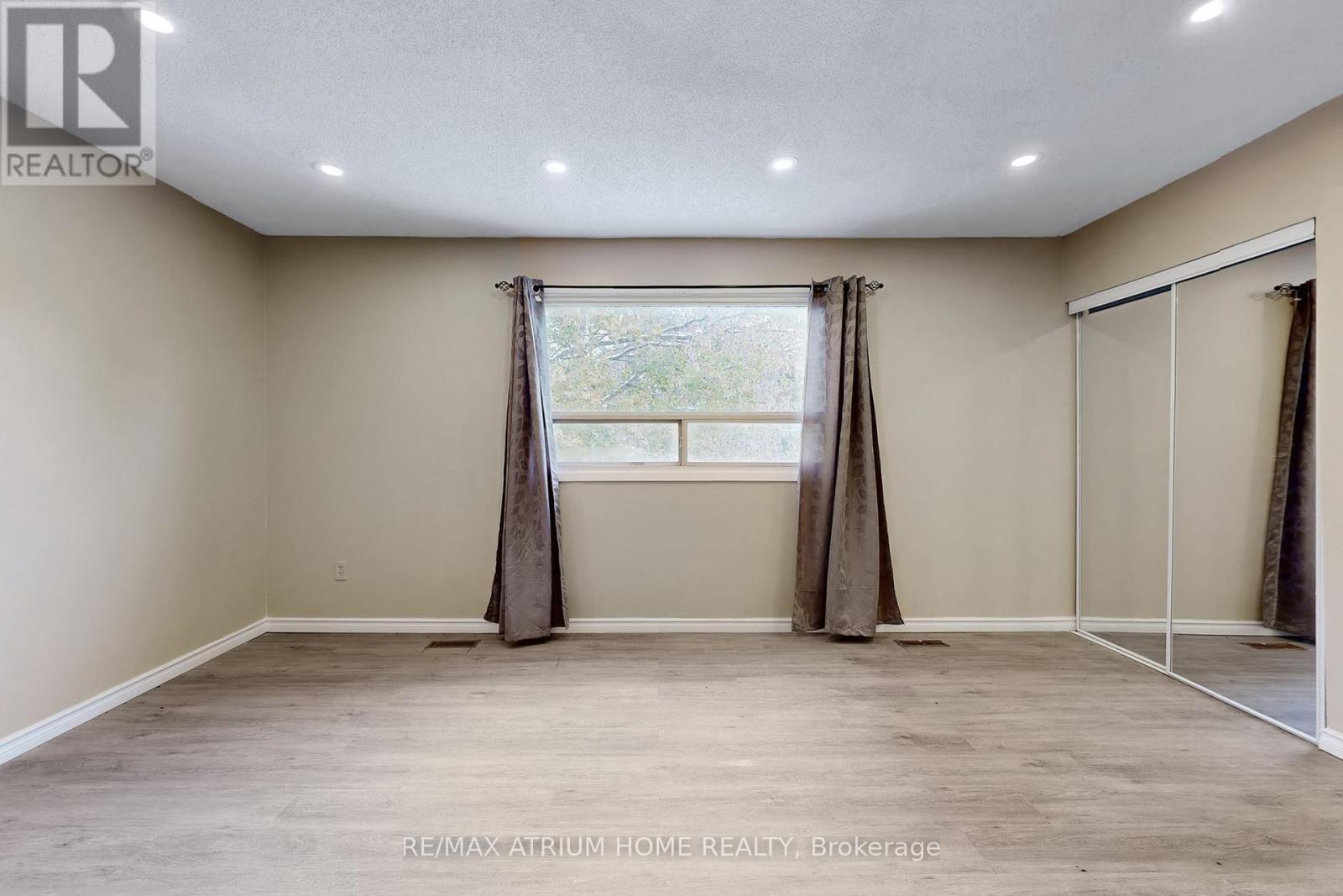 3 Plumbrook Crescent, Toronto, ON - Indoor Photo Showing Other Room