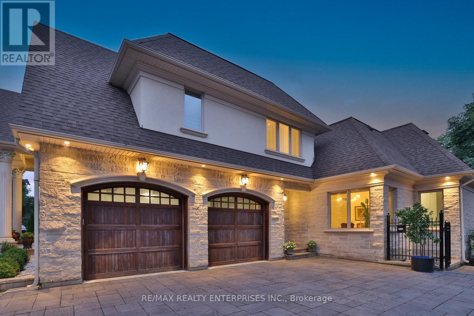 1511 Broadmoor Avenue, Mississauga, ON - Outdoor