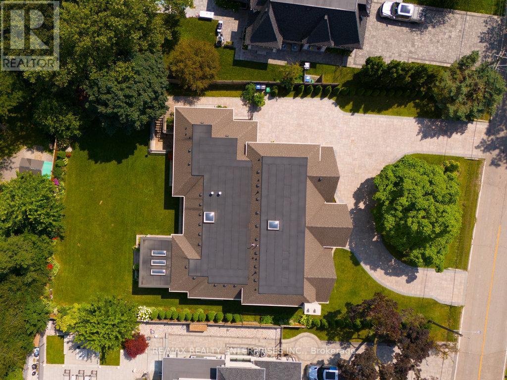 1511 Broadmoor Avenue, Mississauga, ON - Outdoor With View