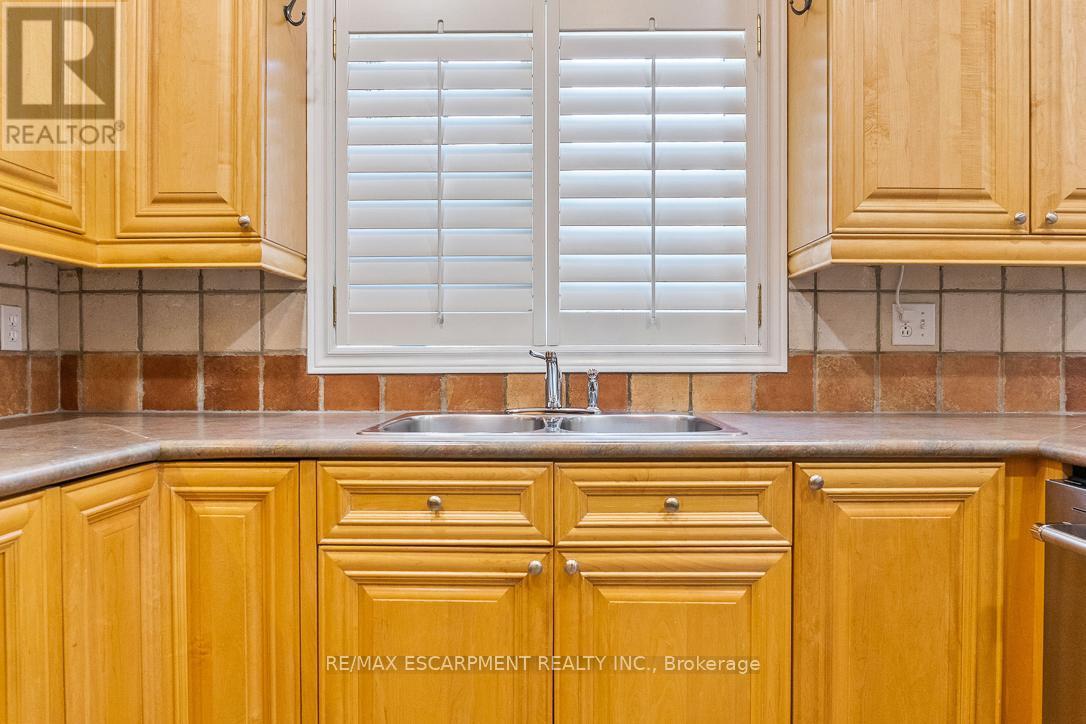 1146 Upper River Court, Mississauga, ON