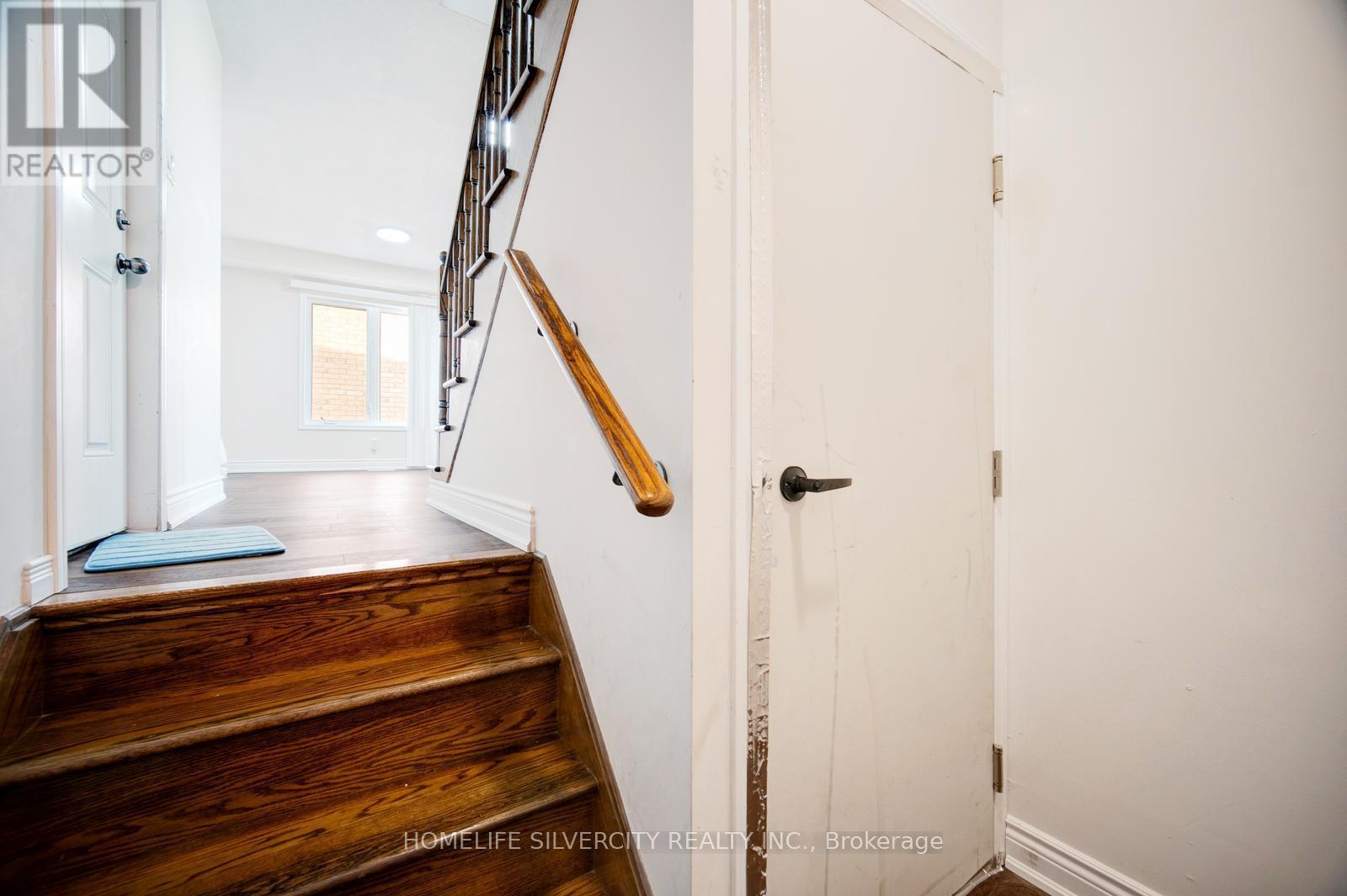 55 Longboat Run W, Brantford, ON - Indoor Photo Showing Other Room