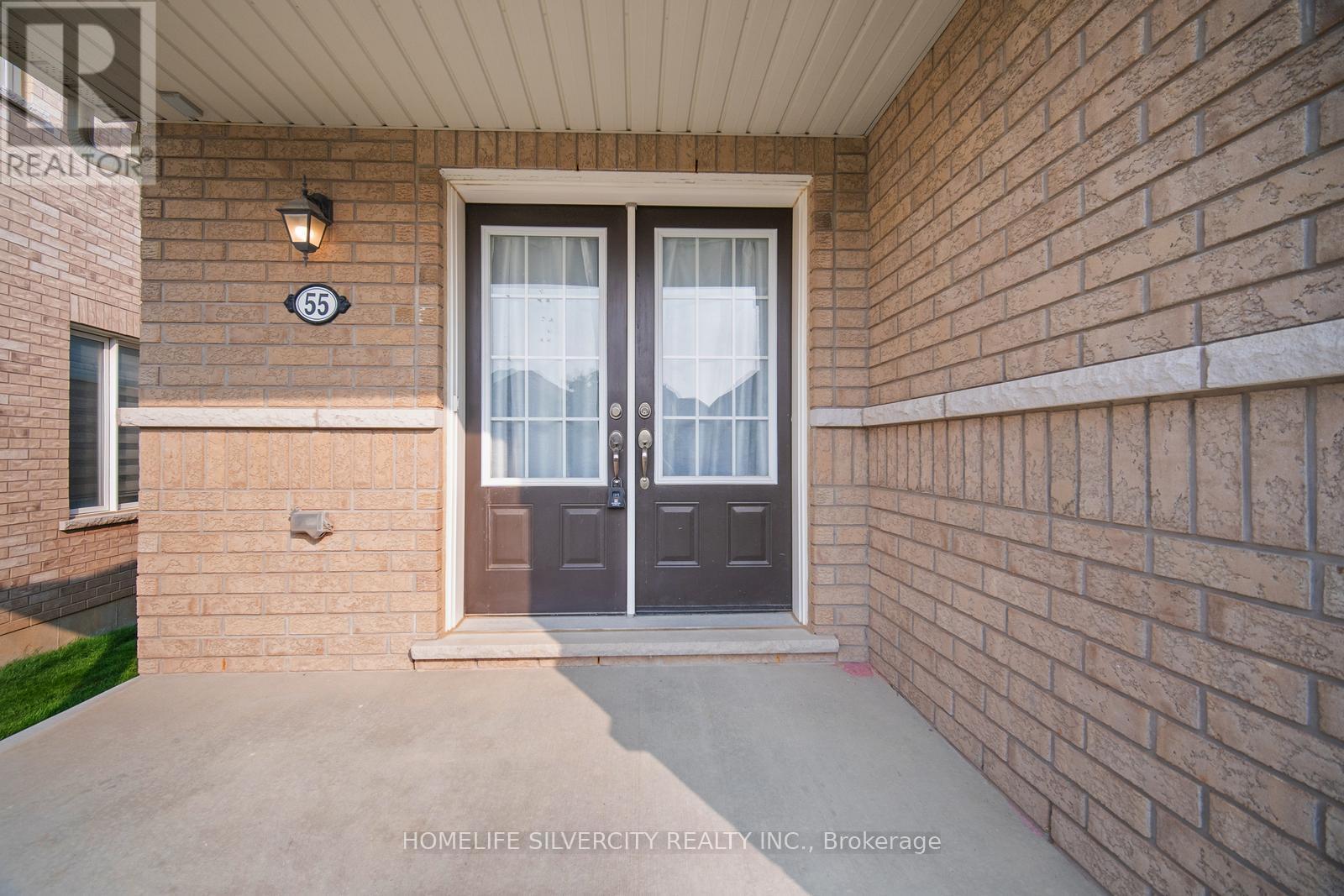 55 Longboat Run W, Brantford, ON - Outdoor With Exterior