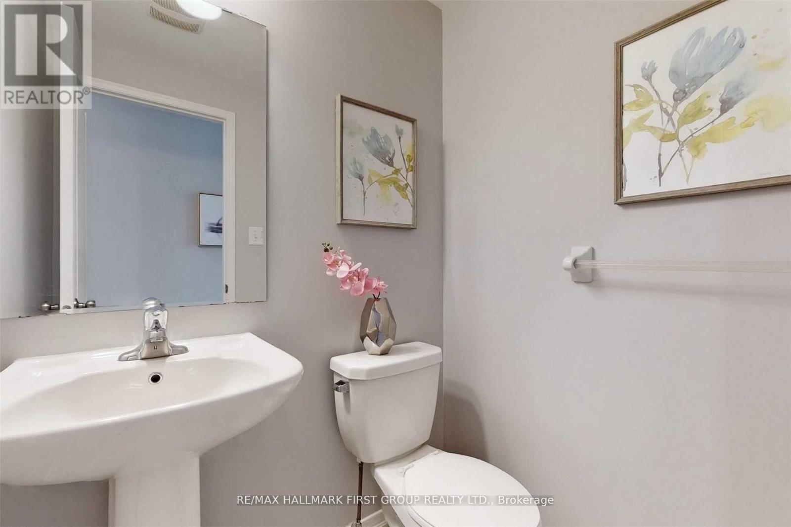 136 Goss Lane, Ajax, ON - Indoor Photo Showing Bathroom