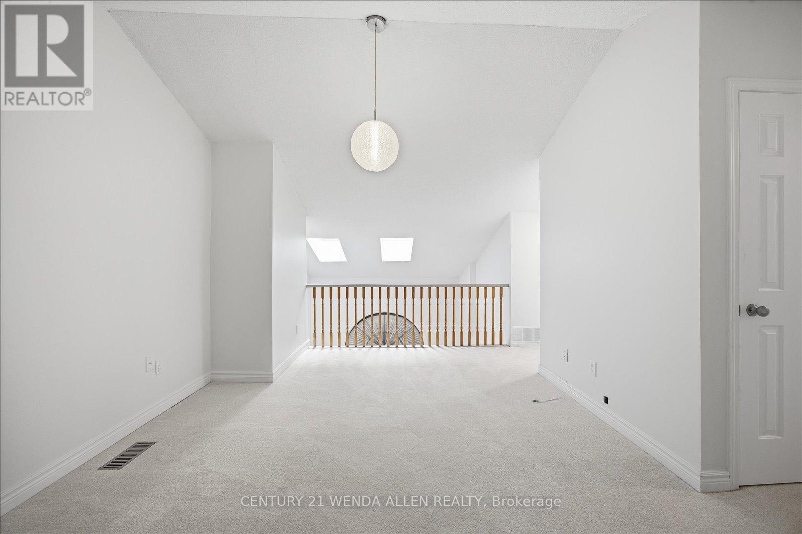 D16 - 1663 Nash Road, Clarington, ON - Indoor Photo Showing Other Room