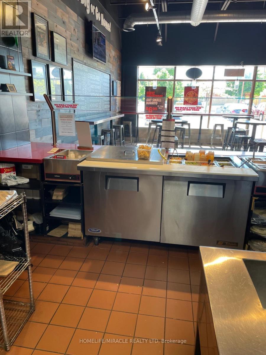 4 - 1403 King Street E, Clarington, ON