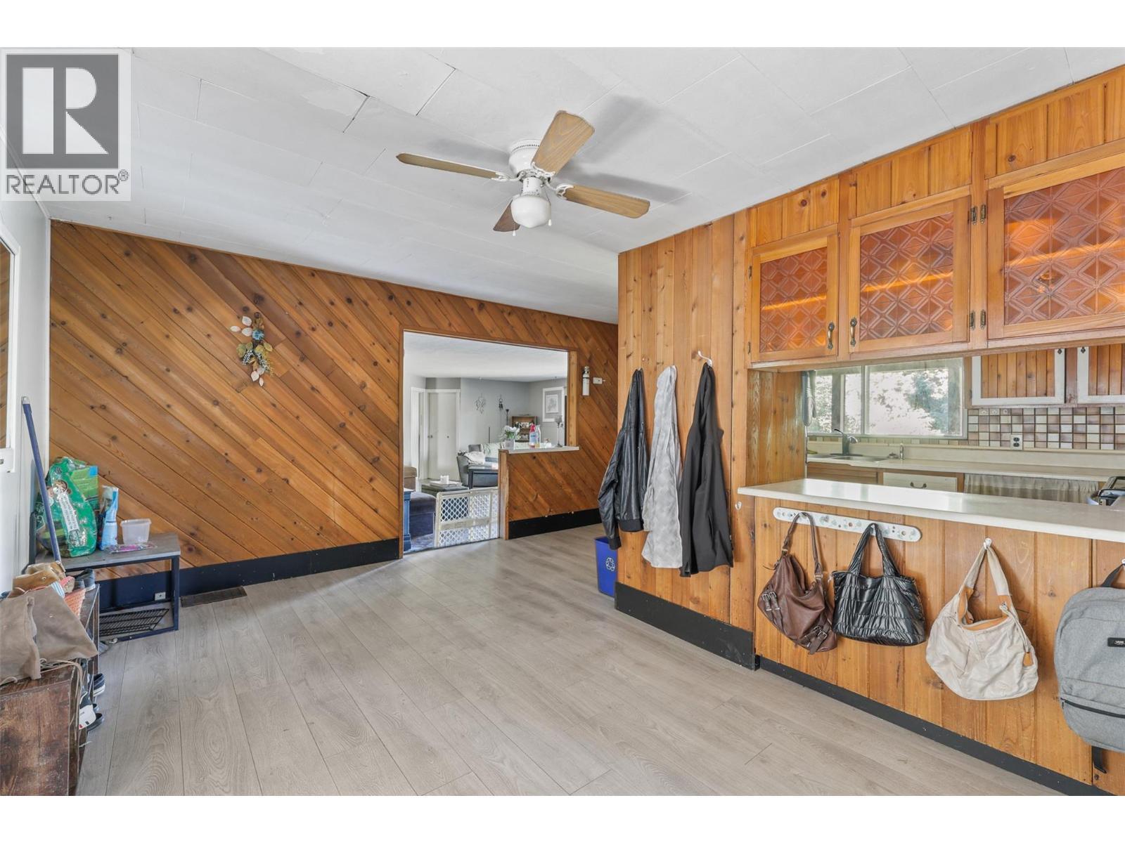 1012 Addison Road, Tappen, BC - Indoor