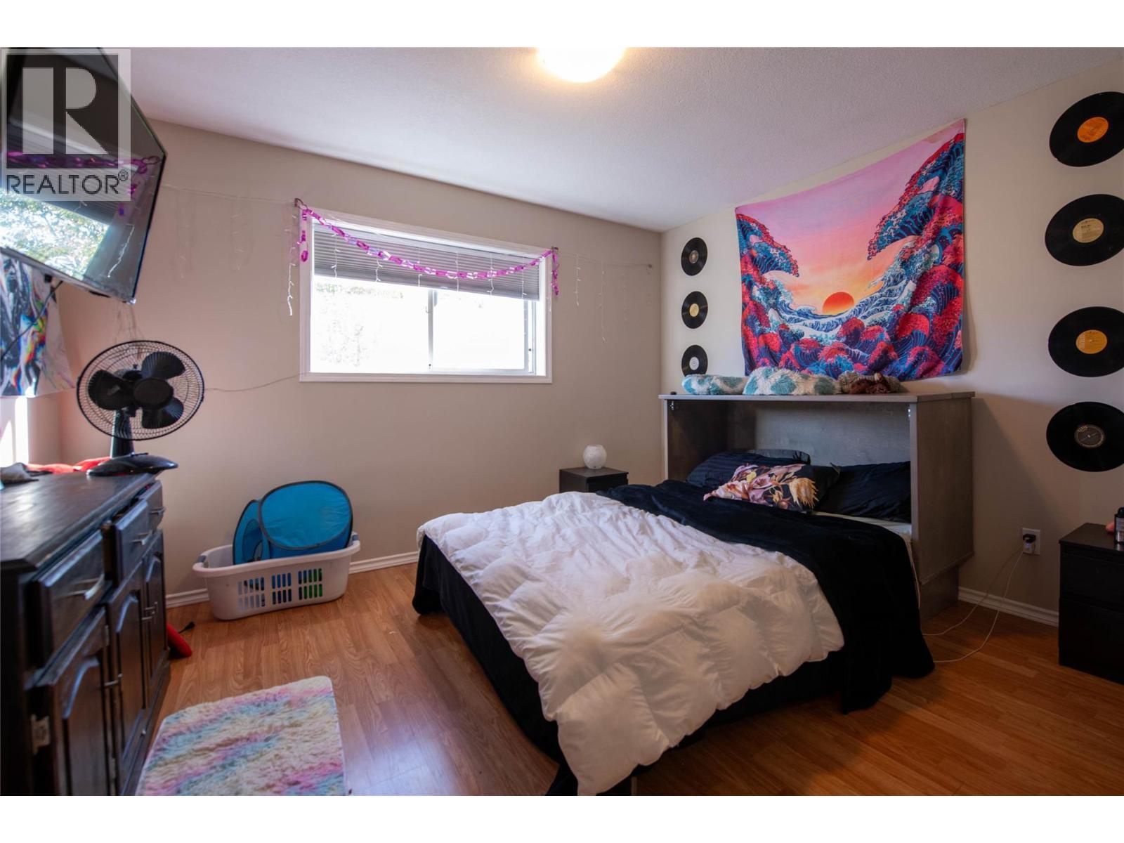 883 Evergreen Place, Kamloops, BC - Indoor Photo Showing Bedroom