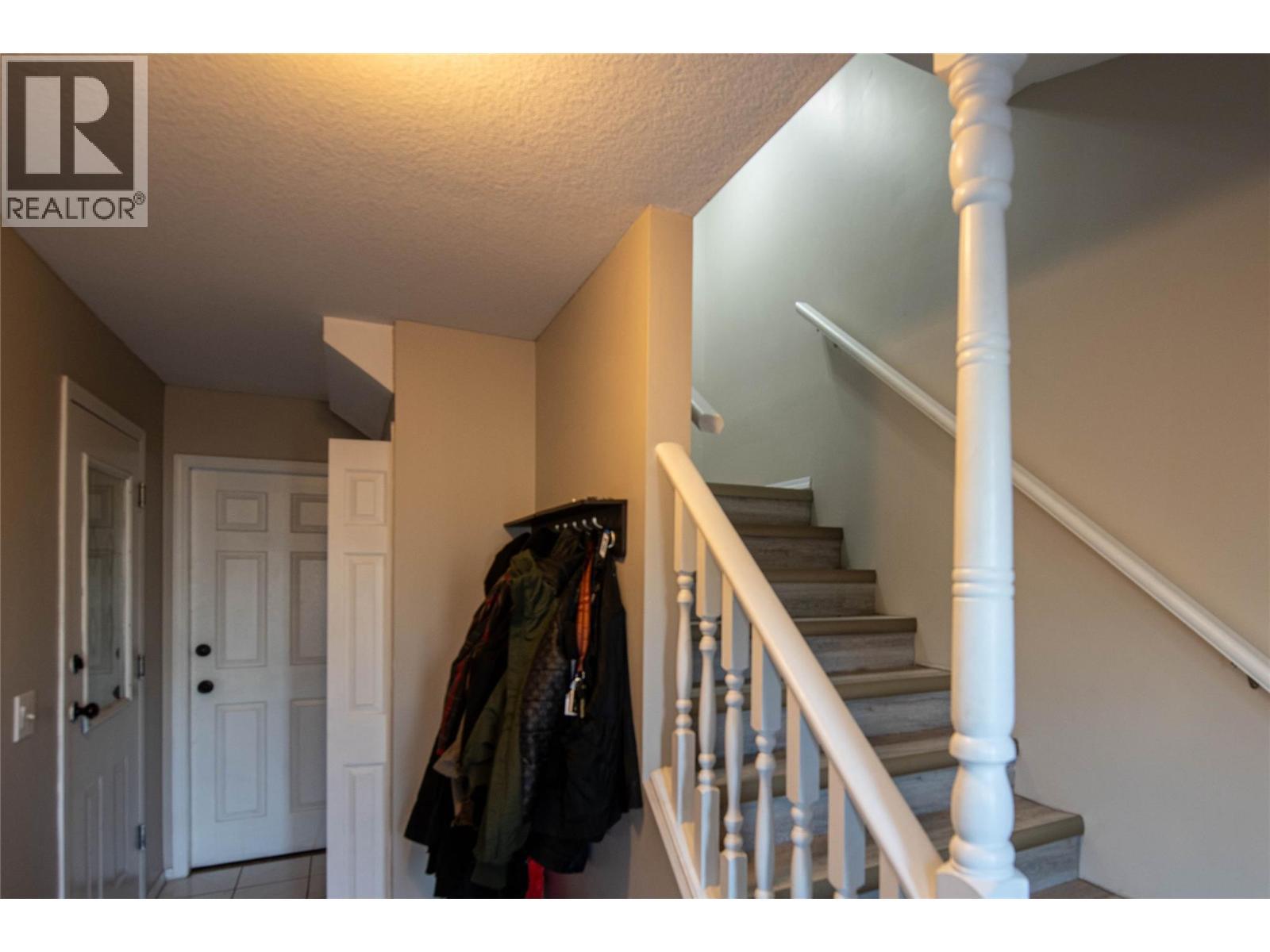 883 Evergreen Place, Kamloops, BC - Indoor Photo Showing Other Room