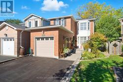 858 BENNETT COURT Oshawa (Pinecrest), ON L1K 1V2
