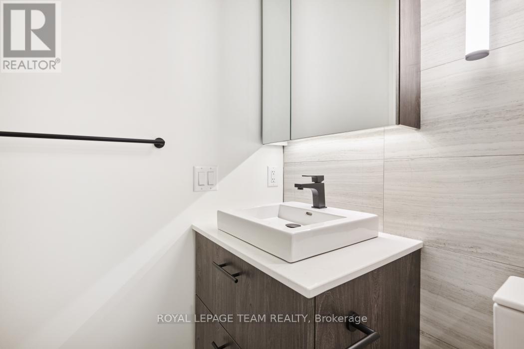 610 - 10 James Street, Ottawa, ON - Indoor Photo Showing Bathroom