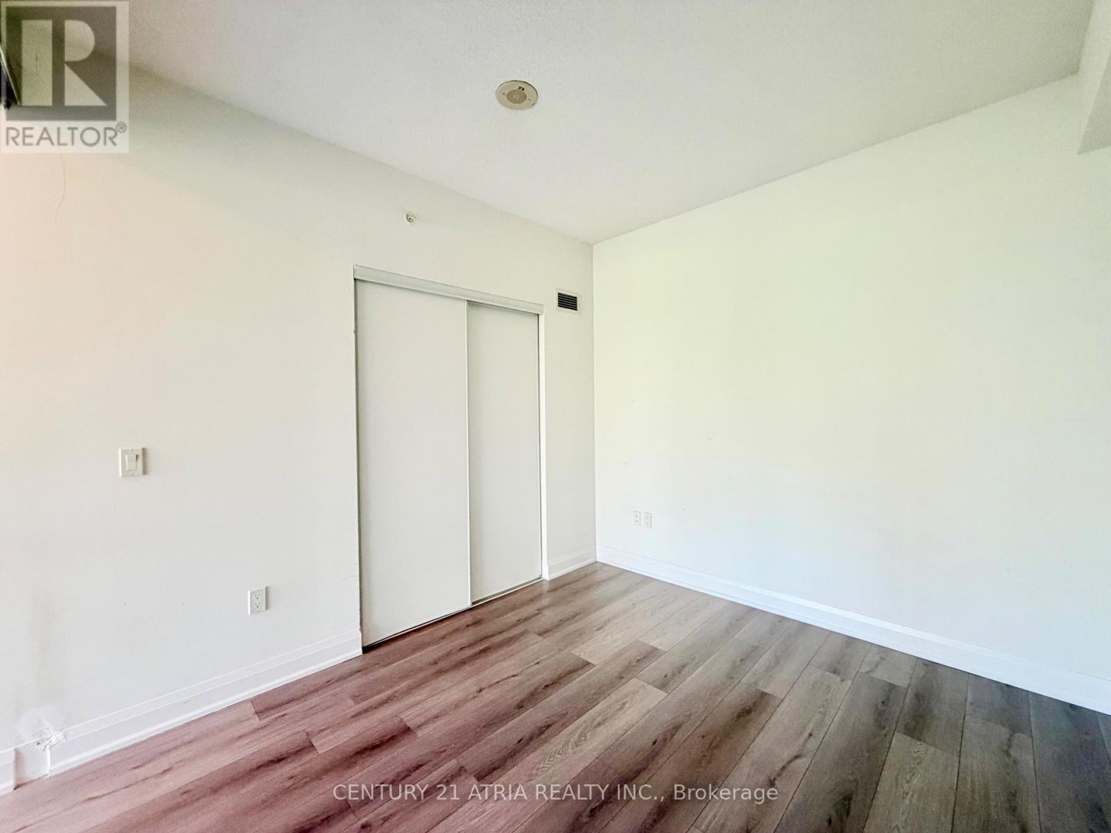 201 - 160 Vanderhoof Avenue, Toronto, ON - Indoor Photo Showing Other Room