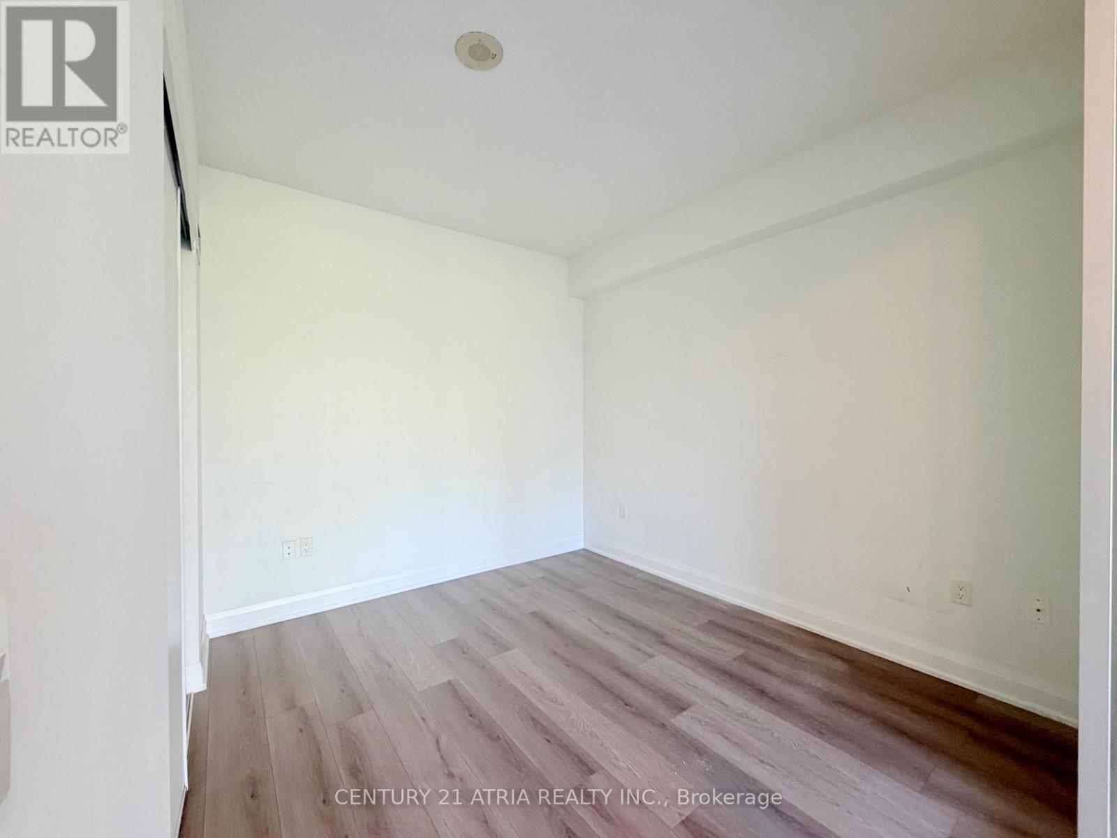 201 - 160 Vanderhoof Avenue, Toronto, ON - Indoor Photo Showing Other Room