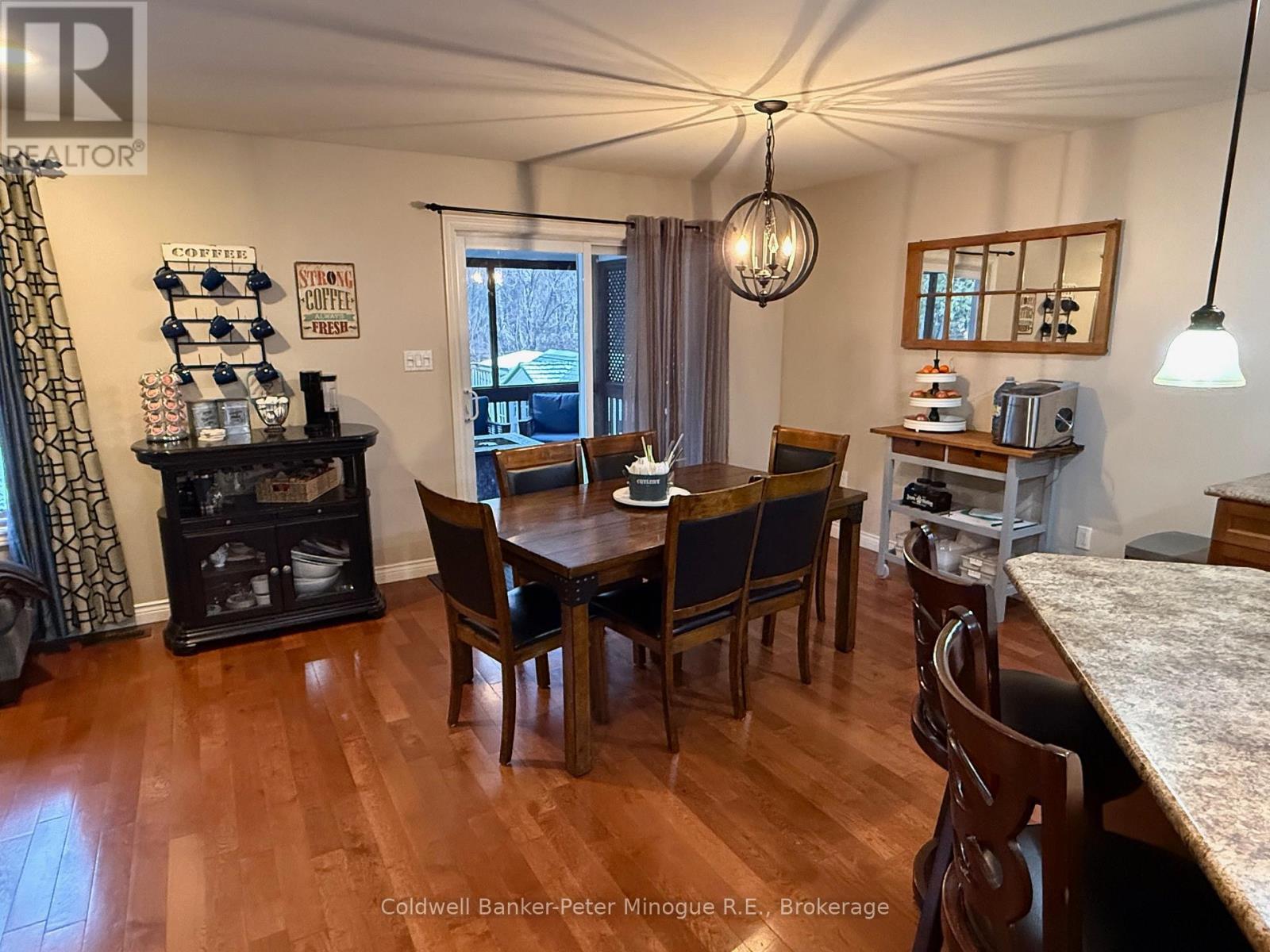 296 Osprey Crescent, Callander, ON - Indoor Photo Showing Dining Room