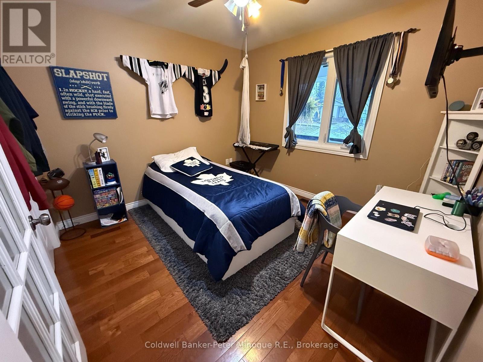 296 Osprey Crescent, Callander, ON - Indoor Photo Showing Bedroom