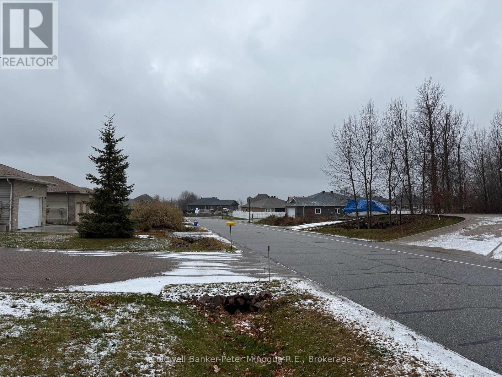 296 Osprey Crescent, Callander, ON - Outdoor