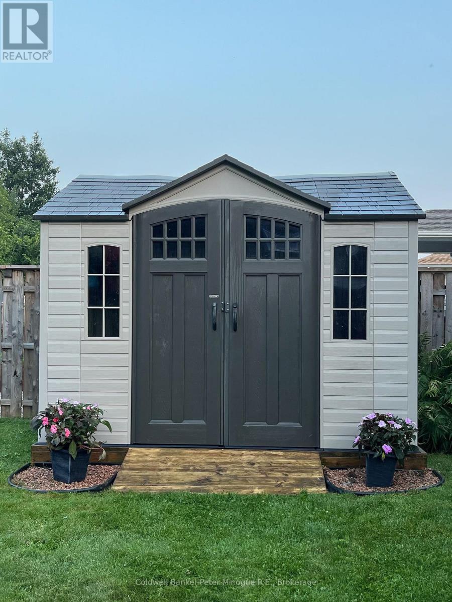 296 Osprey Crescent, Callander, ON - Outdoor With Exterior