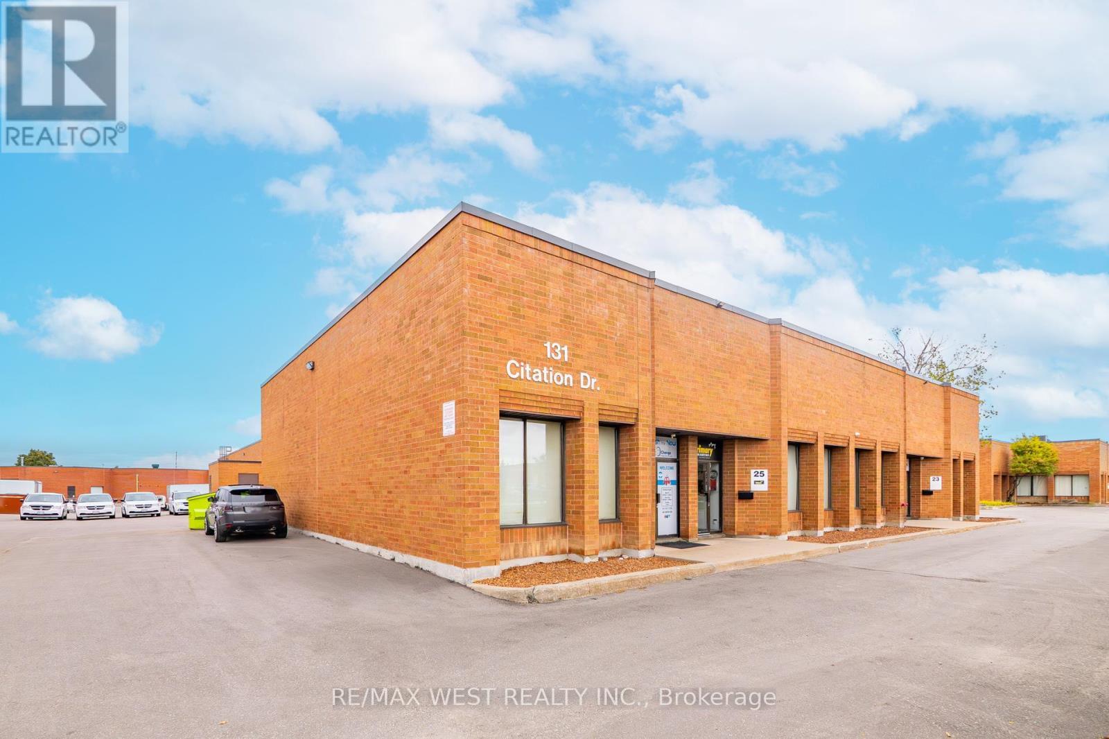 26 - 131 Citation Drive, Vaughan, ON