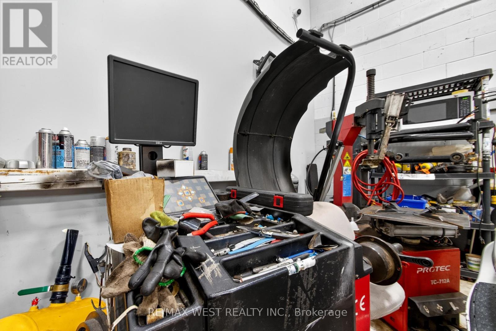 26 - 131 Citation Drive, Vaughan, ON