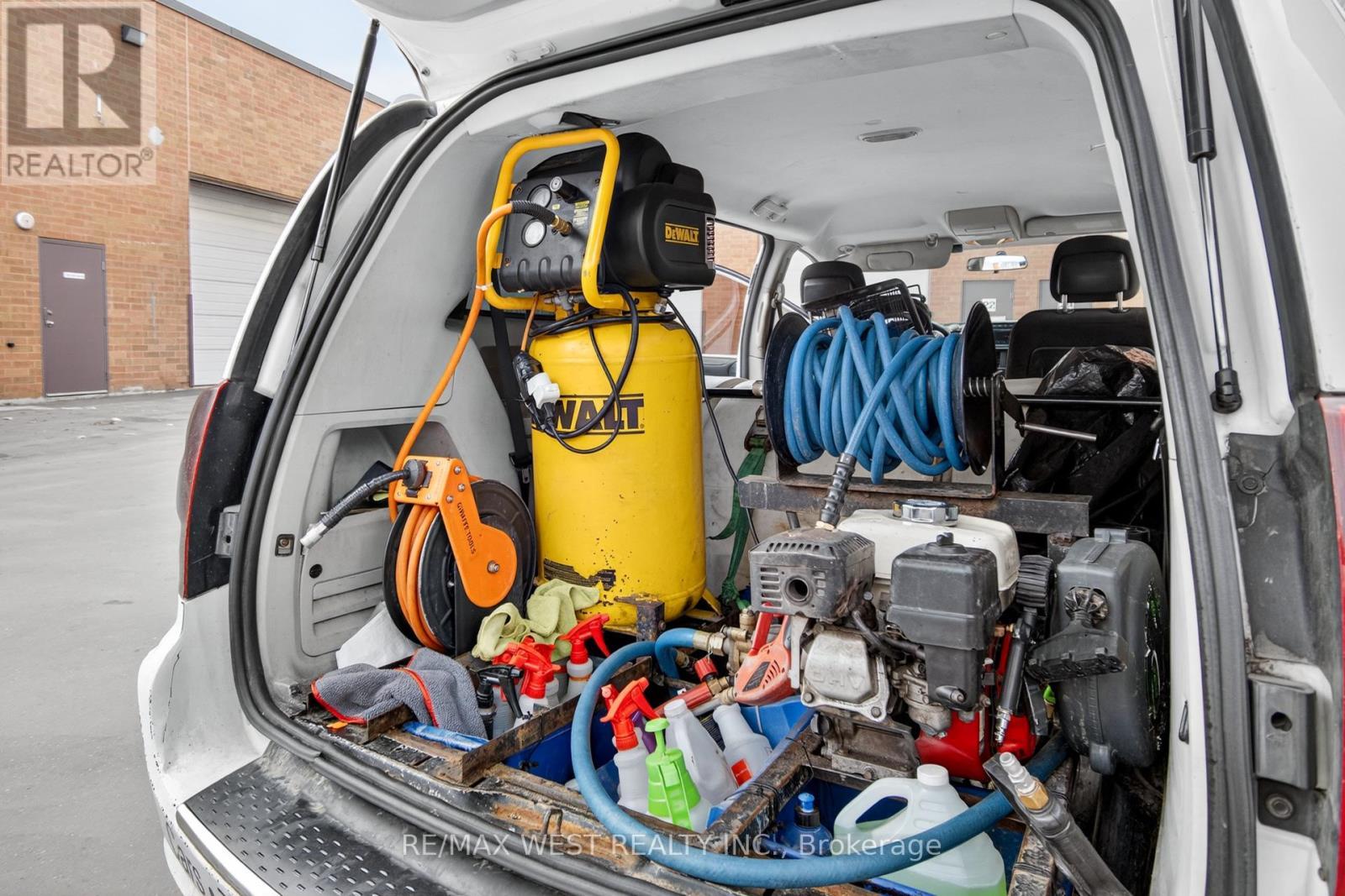 26 - 131 Citation Drive, Vaughan, ON