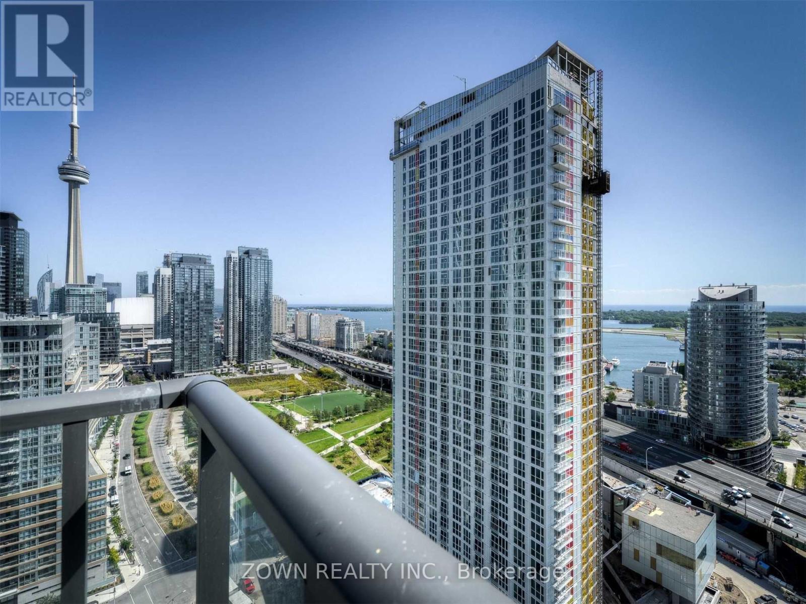 Lake & City Views - Ph09 - 170 Fort York Boulevard, Toronto, ON