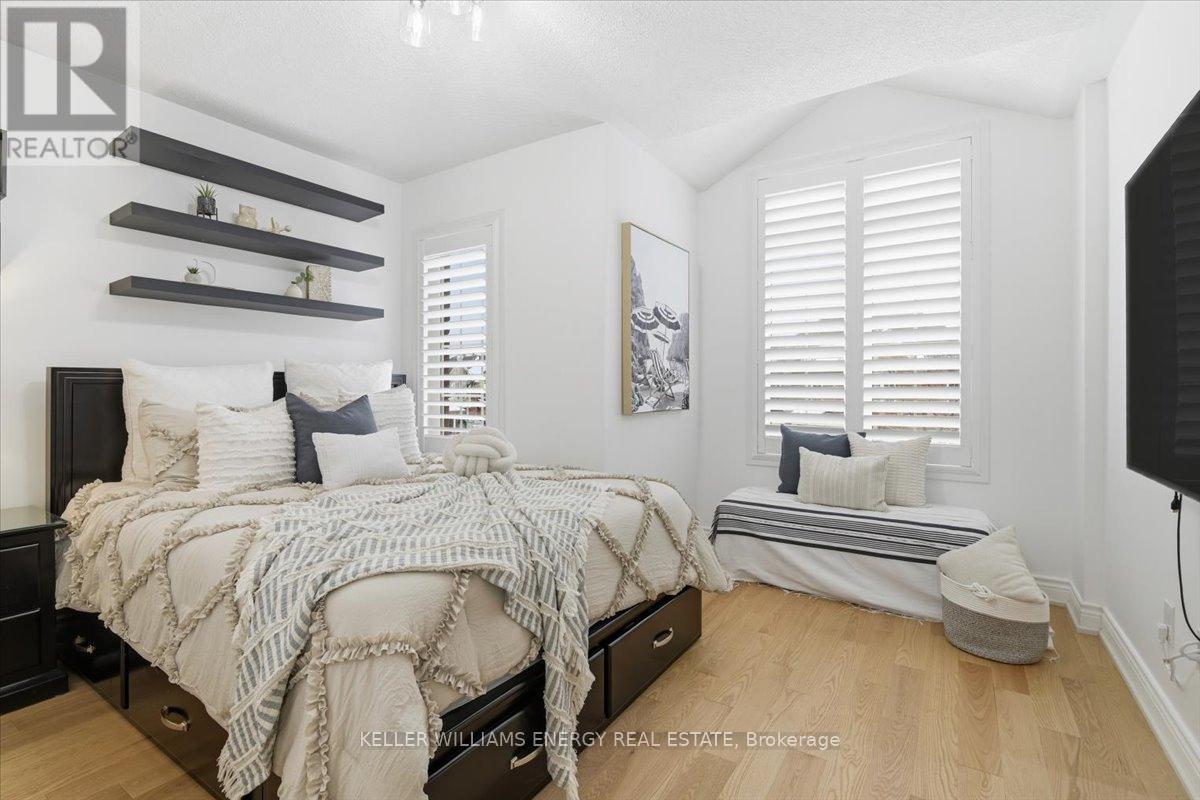52 Elliottglen Drive, Ajax (Northeast Ajax), ON - Indoor Photo Showing Bedroom