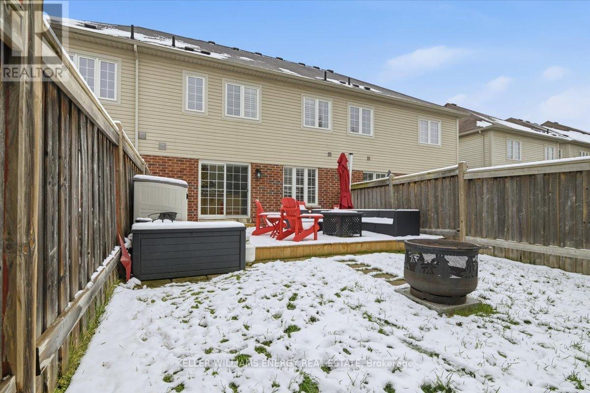 52 Elliottglen Drive, Ajax (Northeast Ajax), ON - Outdoor With Deck Patio Veranda With Exterior