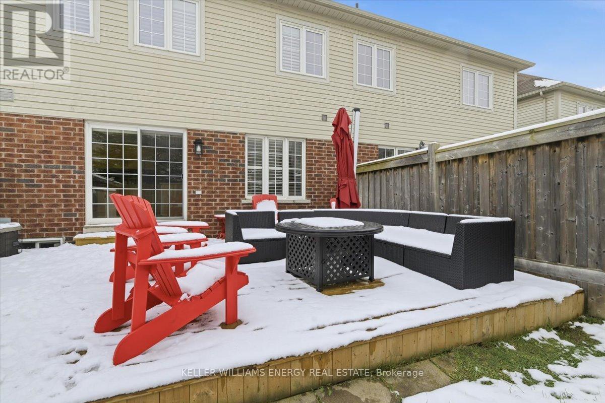 52 Elliottglen Drive, Ajax (Northeast Ajax), ON - Outdoor With Deck Patio Veranda With Exterior