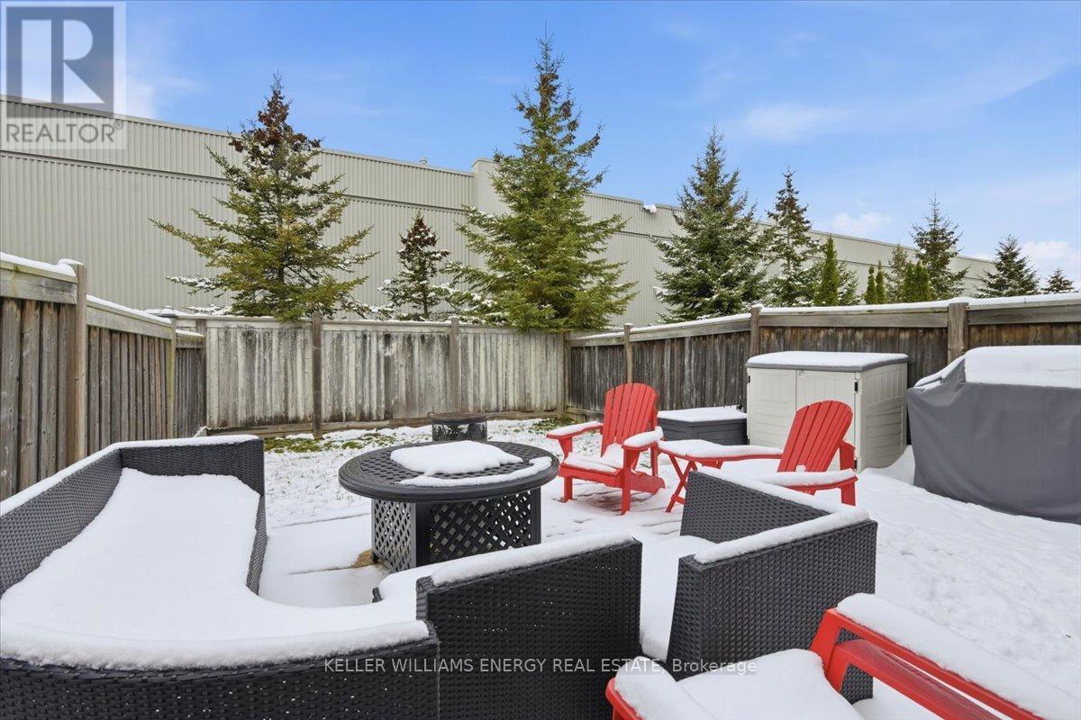 52 Elliottglen Drive, Ajax (Northeast Ajax), ON - Outdoor With Deck Patio Veranda