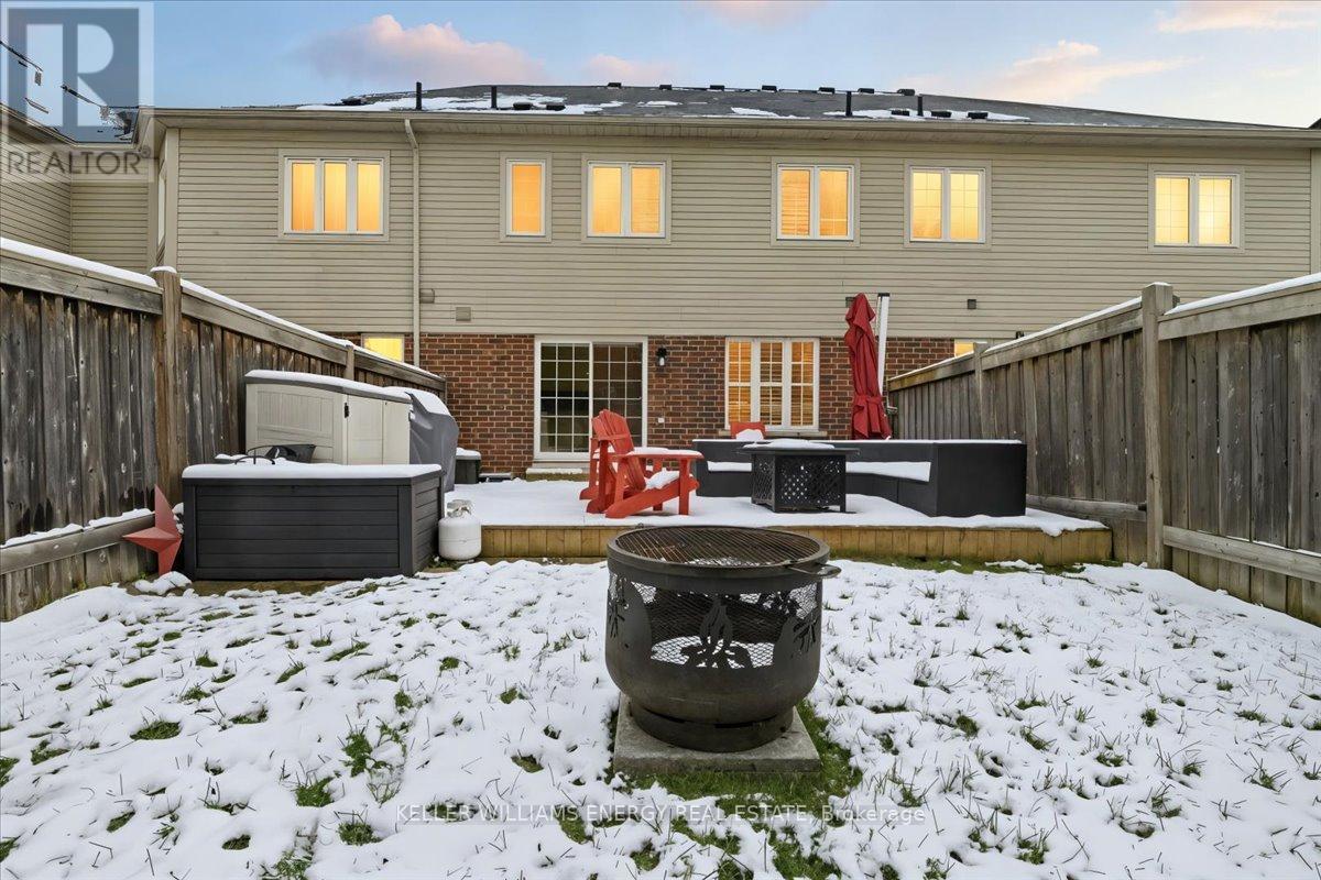 52 Elliottglen Drive, Ajax (Northeast Ajax), ON - Outdoor With Deck Patio Veranda With Exterior