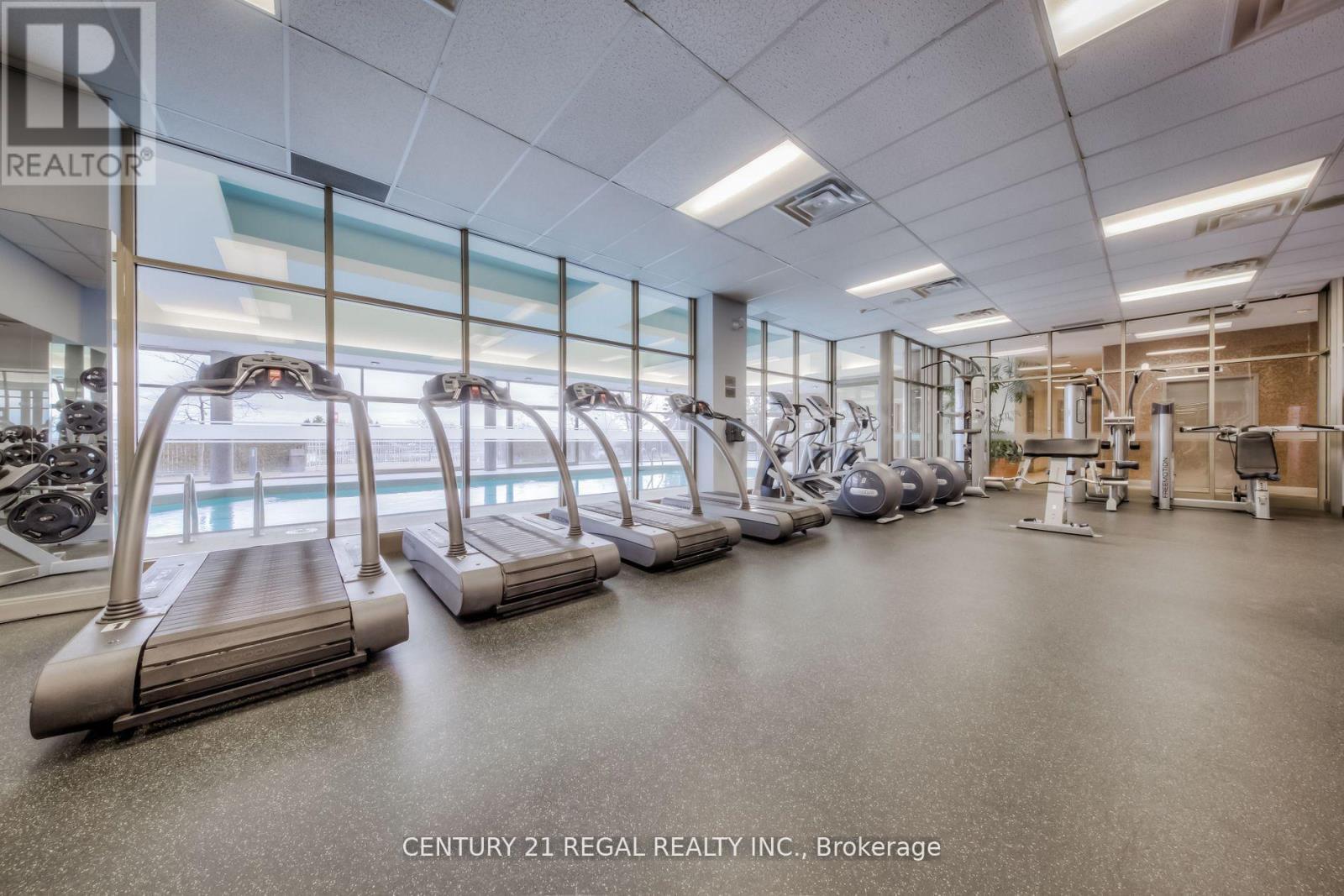 308 - 2267 Lake Shore Boulevard W, Toronto, ON - Indoor Photo Showing Gym Room