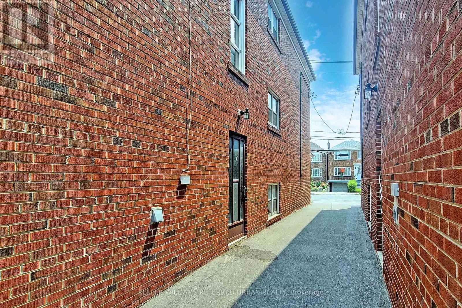 80 Lanark Avenue, Toronto, ON -