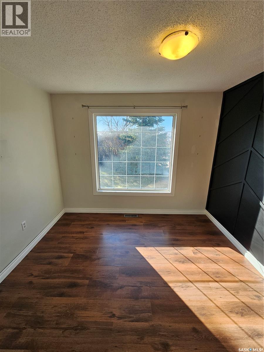 503 Souris Avenue E, Carlyle, SK - Indoor Photo Showing Other Room