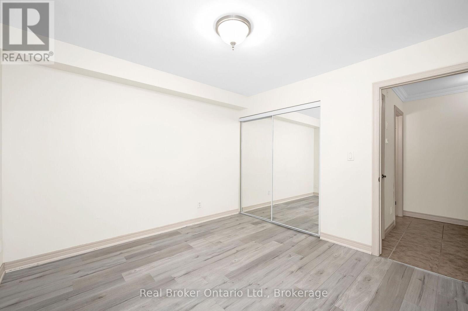 303 - 1212 Fennell Avenue E, Hamilton (Huntington), ON - Indoor Photo Showing Other Room