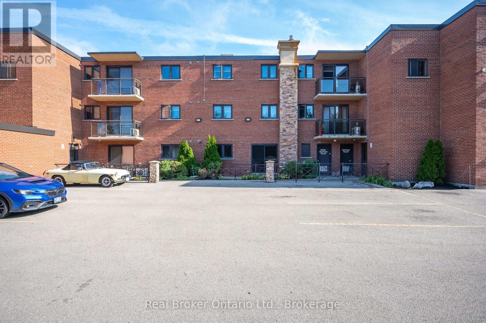 303 - 1212 Fennell Avenue E, Hamilton (Huntington), ON - Outdoor With Balcony With Facade