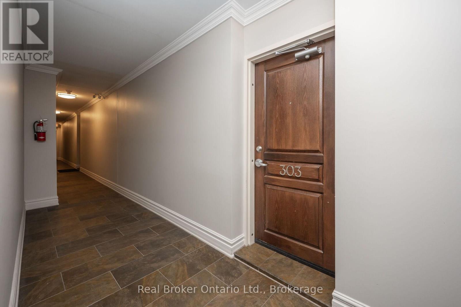 303 - 1212 Fennell Avenue E, Hamilton (Huntington), ON - Indoor Photo Showing Other Room