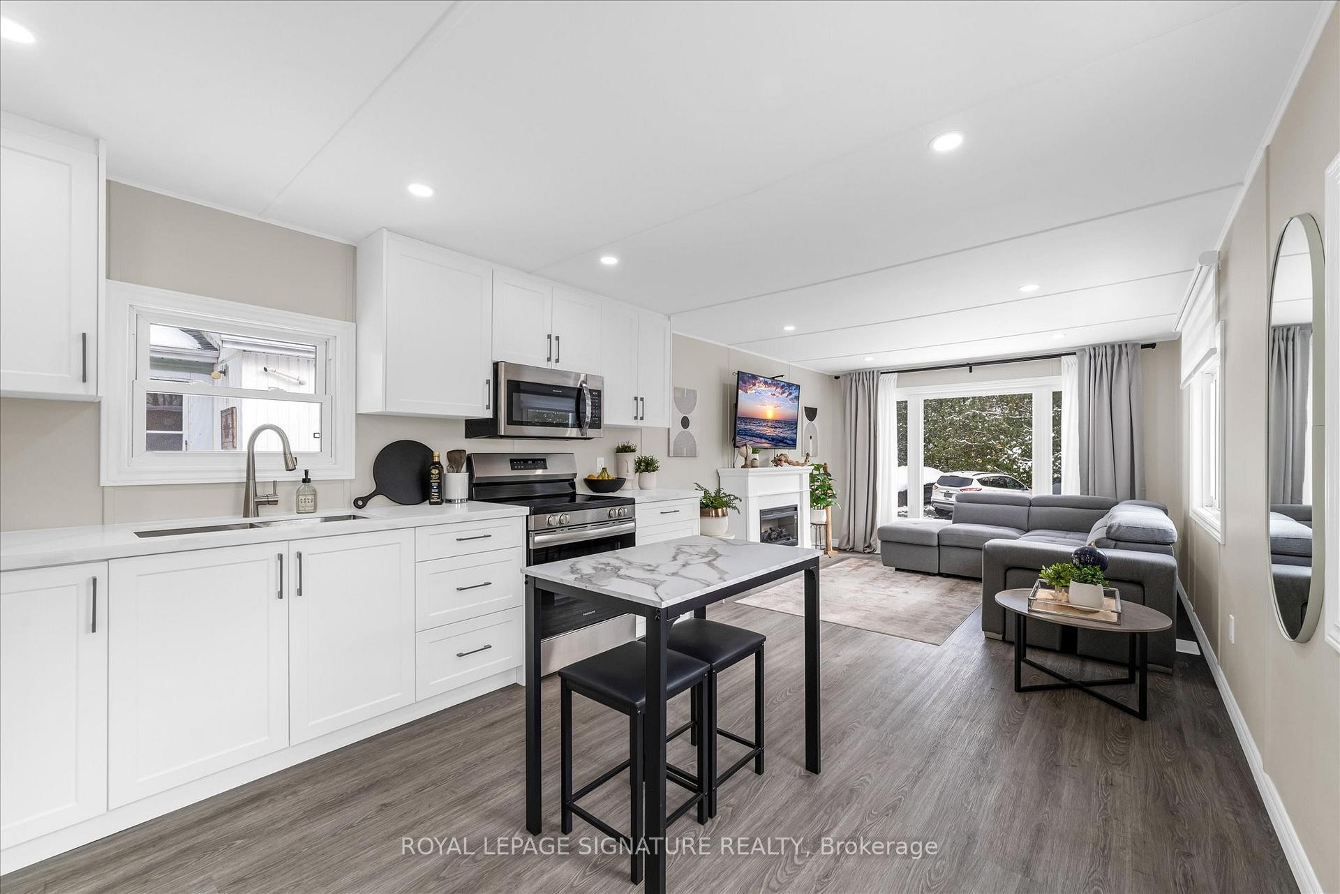 40 Hillside-1294 8Th Concession Road W, Hamilton, ON