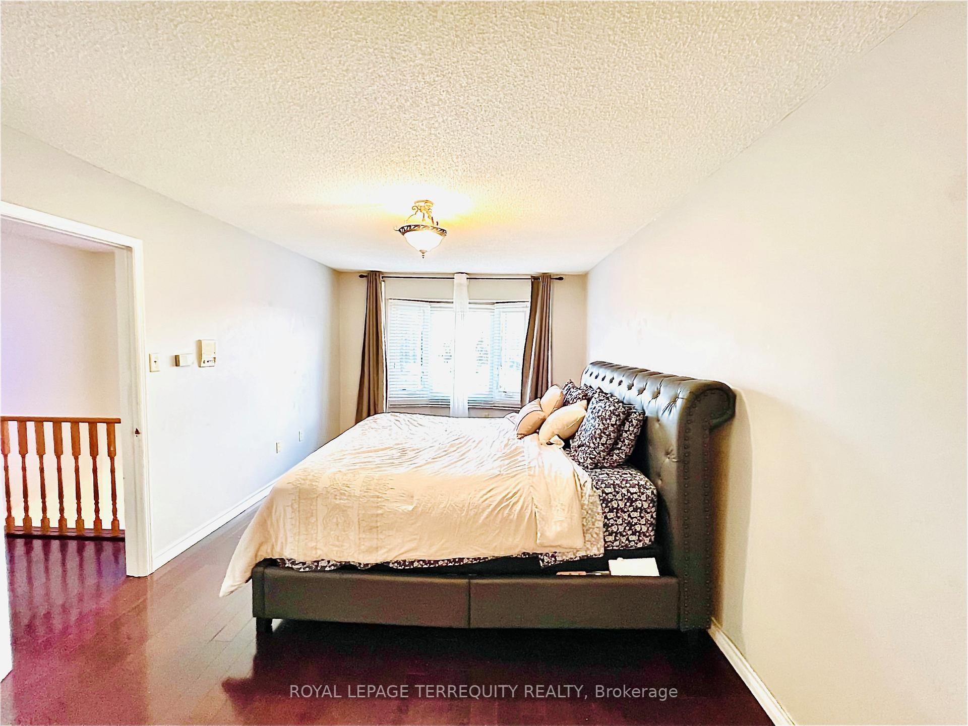 531 Loretta Court, Mississauga, ON - Indoor Photo Showing Bedroom