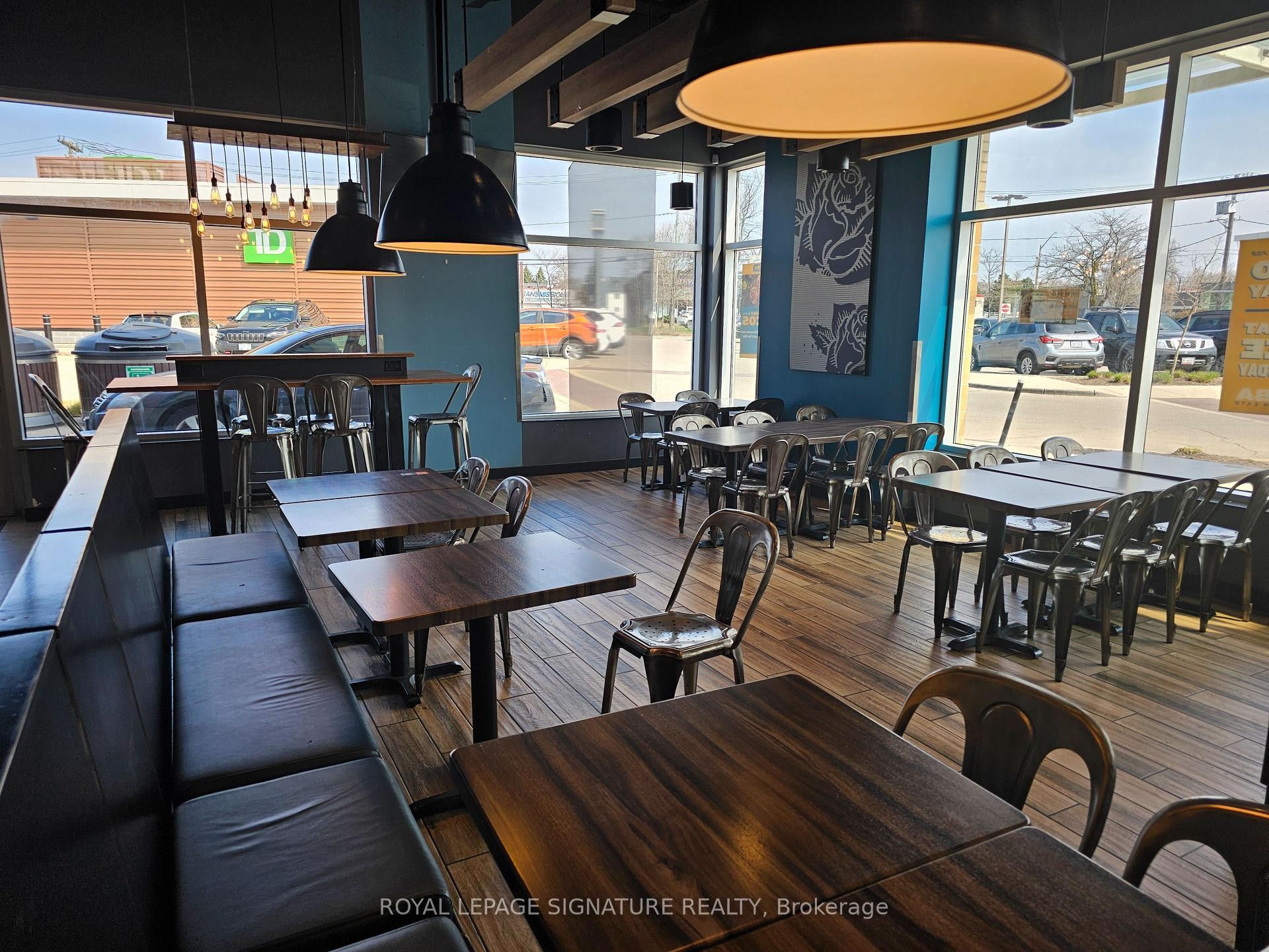 L-10 Manitou Drive, Kitchener, ON