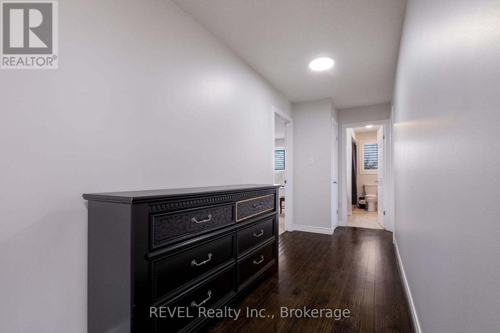 29 Springbreeze Heights, Hamilton (Stoney Creek), ON - Indoor Photo Showing Other Room